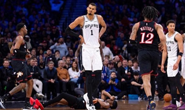 9393体育APP-正负值+41！文班亚马：我们是世界上最棒的球队|客场|圣安东尼奥马刺队|维克托·文班亚马|凯尔登-约翰逊|NBA常规赛_新浪体育_新浪新闻