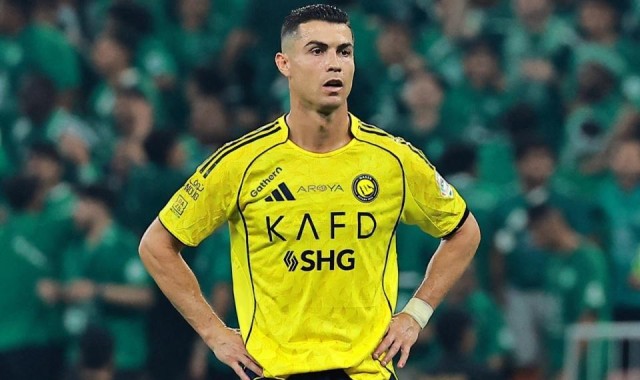 9393体育注册登录-41岁C罗确定继续罢赛 2大原因让他感觉遭背叛 用离队警告沙特高层