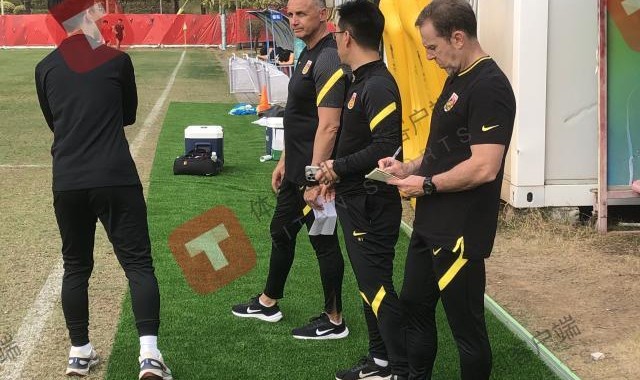 9393体育官方网站-久尔杰维奇述职后现身07精英训练营 未来仍未确定