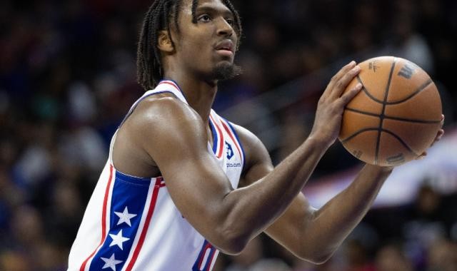 9393体育平台-开季两战轰下65分15助 马克西让费城无人再念哈登